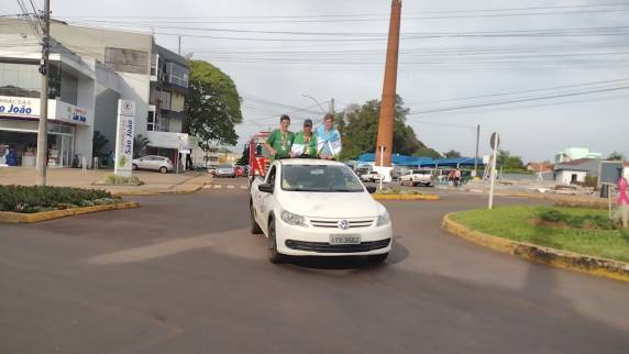 Alunos de Três de Maio conquistam medalhas no JERGES 2022 e são recepcionados com carreata - foto 3