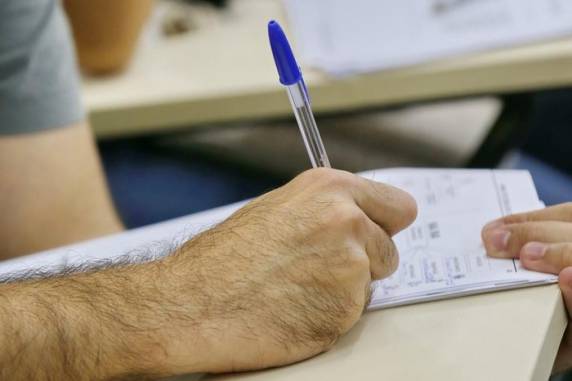 Há oportunidades para diversas áreas do conhecimento e para todos os níveis de escolaridade