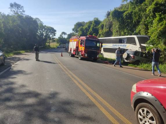Motorista de 24 anos morre em acidente na BR-282 - foto 4