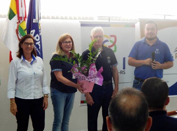 Evento, promovido pela ACI/Sindilojas, também foi marcado pelo lançamento do Dia de Doar