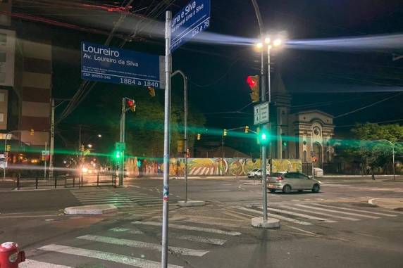 Ocorrência chamou atenção de frequentadores do local, mas ninguém ficou ferido