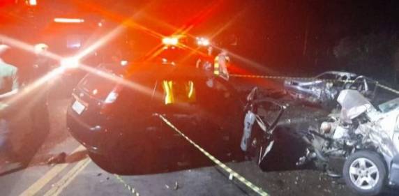 Acidente de trânsito no km 87 da ERS 389 envolveu um Ford Fiesta, um Volkswagen Parati e um Volkswagen Fox