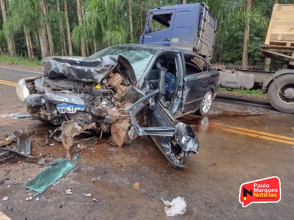 Grave acidente deixa três pessoas feridas na RS-210 em Boa Vista do Buricá - foto 2
