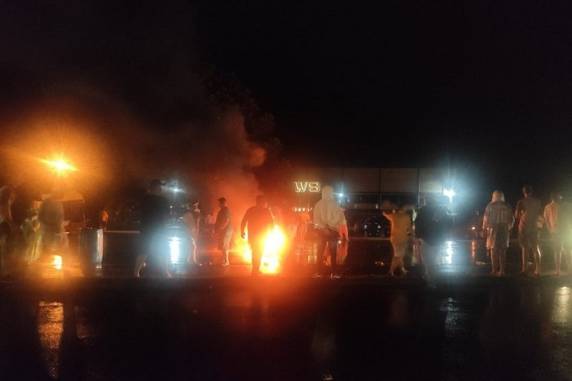 Em alguns pontos, protestos não chegaram a prejudicar o fluxo de veículos