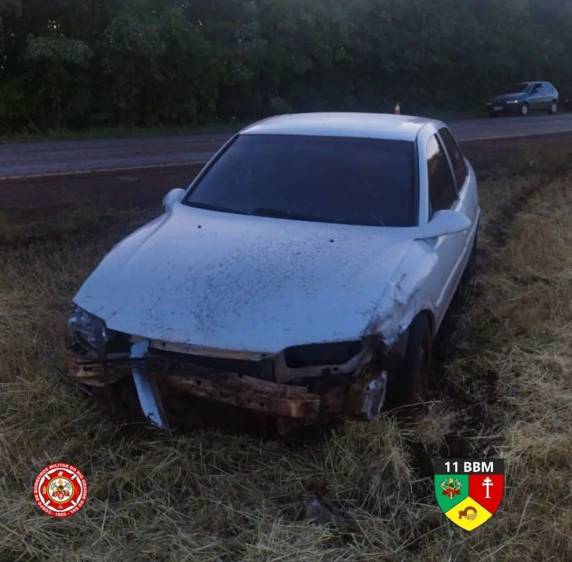 Acidente envolvendo dois carros e micro-ônibus deixa 13 feridos na RS-344 em Giruá - foto 4