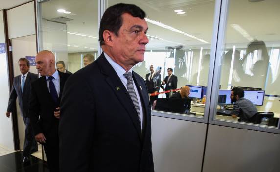 Documento fala em um suposto risco de que um 