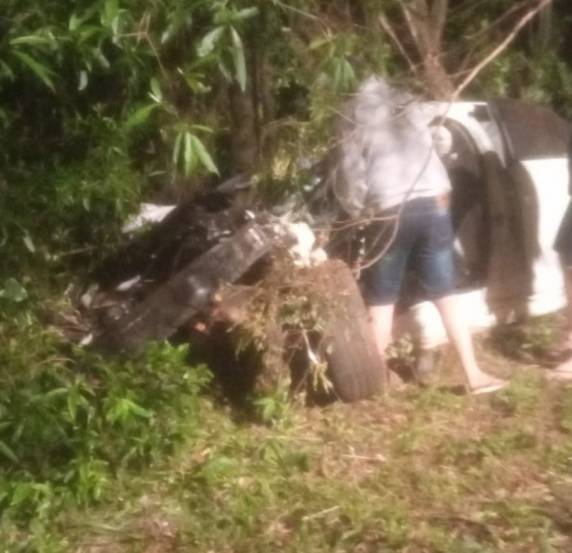Três pessoas morrem em acidente na BR-472 entre Três de Maio e Santa Rosa - foto 2