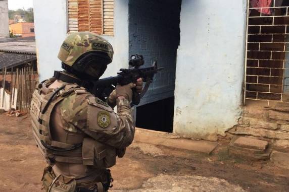 Polícia faz operação contra quadrilha que vendia drogas e armas pelo Instagram - foto 3