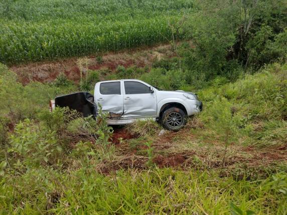 Acidente envolve dois veículos no trevo de acesso a Humaitá, na BR-468 - foto 2