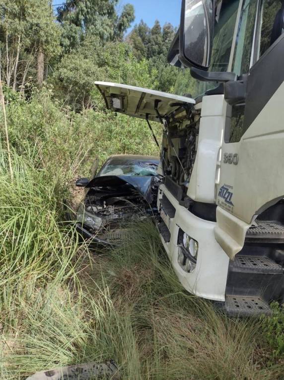Veículos se envolveram em acidente na manhã desta sexta-feira, na SC-350