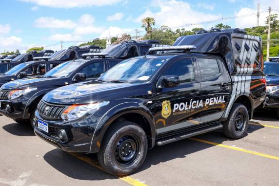 Governo do Estado entrega 148 viaturas para as forças de segurança - foto 2