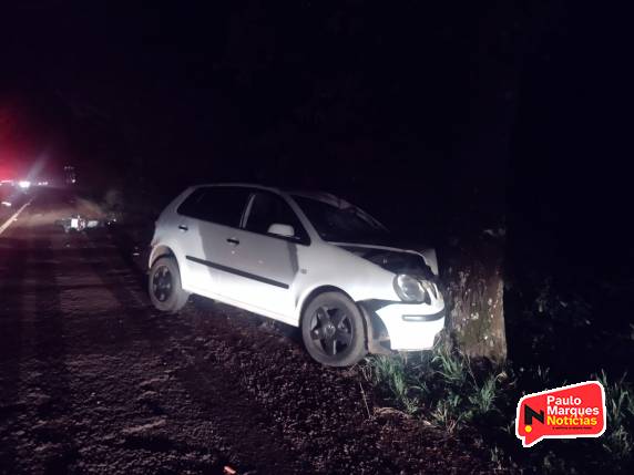 Acidente entre carro e moto deixa uma vítima fatal na BR-472 em Três de Maio - foto 4