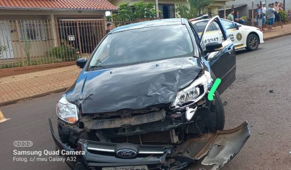 Colisão entre carro e moto deixa duas pessoas gravemente feridas em Ijuí - foto 3