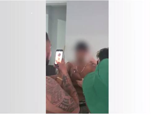 Ambos também estão impedidos de se manifestar em locais com aglomeração de pessoas, por decisão judicial.