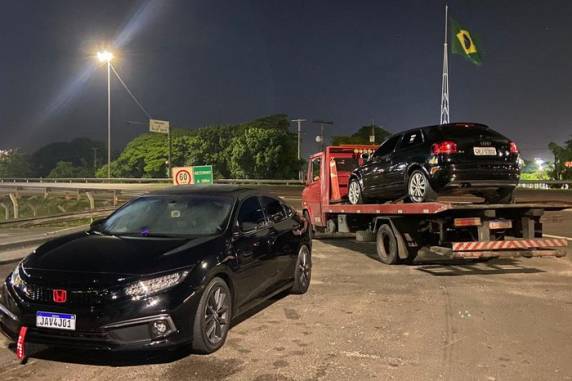PRF recebeu denúncia de corrida envolvendo cerca de oito carros na BR-448