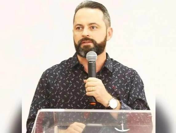 Marlon Neuber (PL) é chefe do executivo municipal de Itapoá, no Litoral Norte. Investigação está relacionada a suspeita de fraude em licitação e outros crimes.