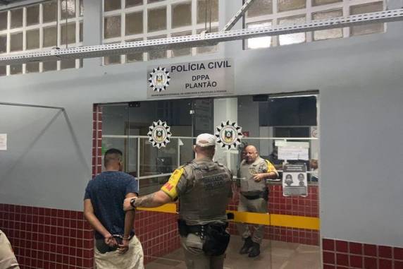 Suspeito estava em um hotel no centro de Porto Alegre