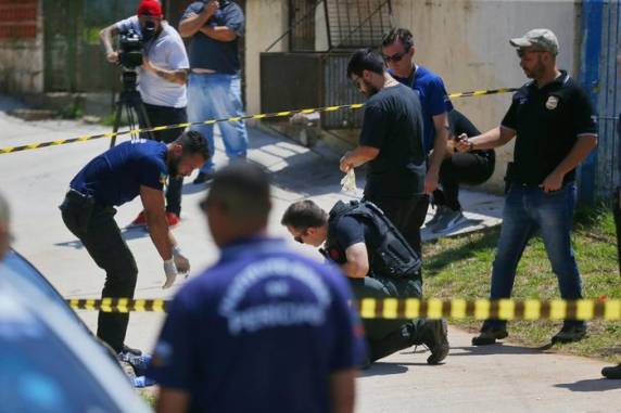 Corpo esquartejado havia sido localizado dentro de porta-malas de veículo incendiado no bairro Cavalhada, na sexta-feira (9); homem de 27 anos que sumiu no mesmo dia era dono do veículo