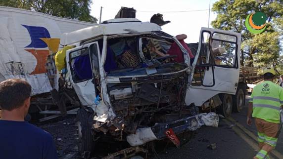 Grave acidente é registrado na BR-386 em Pouso Novo - foto 4