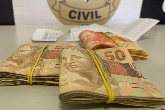 Funcionário foi detido em flagrante na última quarta-feira (14), quando sacava indevidamente R$ 5 mil em um caixa eletrônico da agência de Viamão