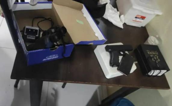 Em operação que investiga roubo a Lojas Becker polícia prende dois suspeitos e apreende celulares roubados - foto 2