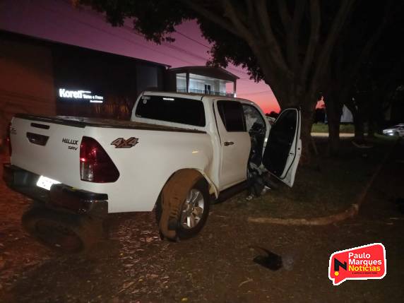 Saída de pista seguida de colisão em árvore na RS-342 deixa dois feridos em estado grave, em Três de Maio - foto 6