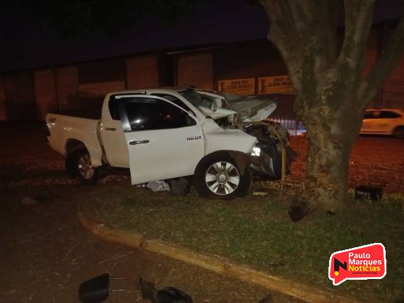 Saída de pista seguida de colisão em árvore na RS-342 deixa dois feridos em estado grave, em Três de Maio - foto 5