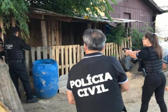 Conforme a Polícia Civil, motivação do crime teria sido uma briga por tráfico de drogas