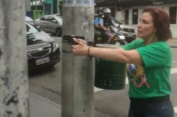 Parlamentar do PL-SP afirmou que três pistolas foram apreendidas em ação nesta terça-feira