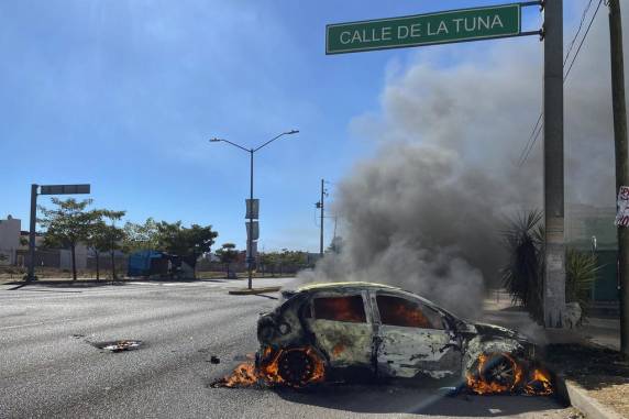 Aeroportos e estradas foram bloqueados e a cidade de Culiacán registra atos de vandalismo e fechamento do comércio
