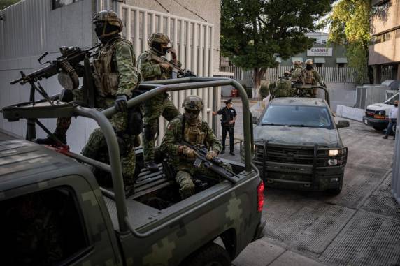 Reação violenta à prisão do filho de El Chapo deixa 29 mortos no México - foto 2