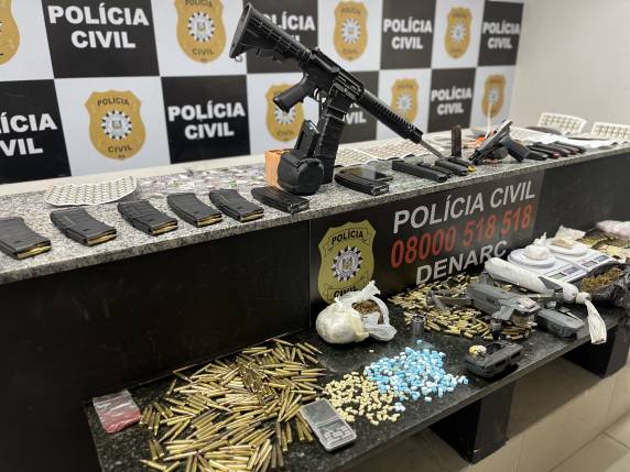 Armamento semelhante ao utilizado em guerras é apreendido em Porto Alegre - foto 3