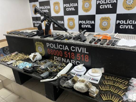 Armamento semelhante ao utilizado em guerras é apreendido em Porto Alegre - foto 2