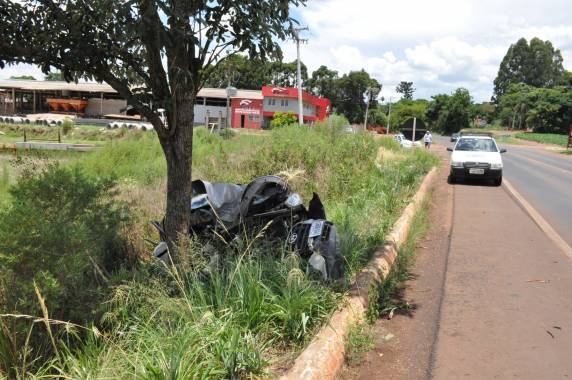 Saída de pista deixa condutora ferida na RS-332 - foto 2