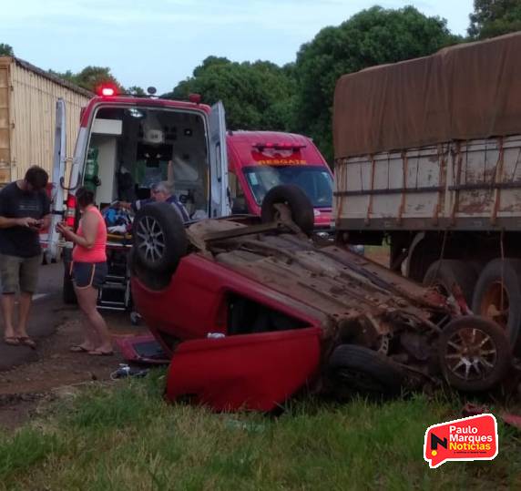 Veículo capota após colisão contra carreta na RS-342 em Independência - foto 4
