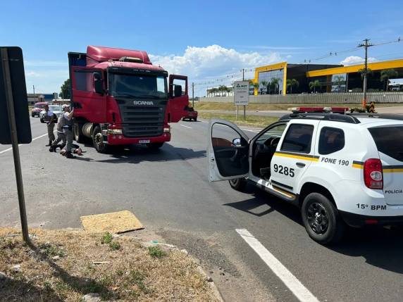 A prisão aconteceu na BR-386, em Nova Santa Rita, na tarde deste sábado (21).