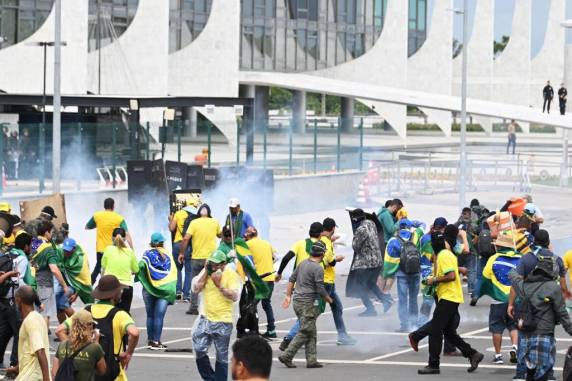 Tentativa de golpe completa um mês nesta quarta-feira com 1,4 mil radicais de direita ainda na prisão - foto 3