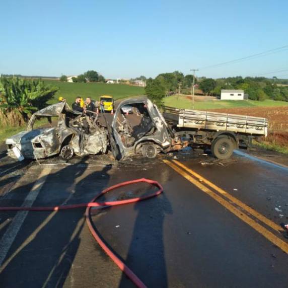 Três vítimas morrem carbonizadas em trágico acidente na BR-472, em Santo Cristo - foto 2
