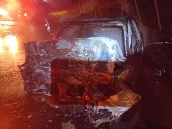 Motorista morre carbonizado após colisão frontal com caminhão na RS-342, em Horizontina - foto 3