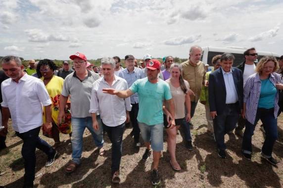 Representantes do governo federal não trouxeram novidades sobre alterações ambientais, que poderiam avançar no licenciamento de reservas de águas
