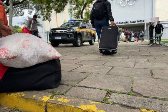 Segundo o Ministério do Trabalho e Emprego, homens estavam em parreirais do município