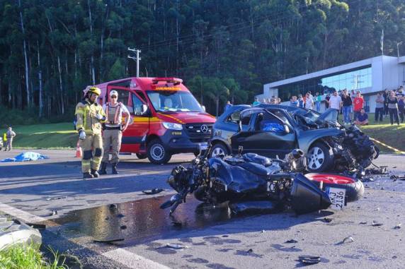 Outras quatro pessoas morreram na colisão envolvendo duas motos e um carro no dia 27 de fevereiro