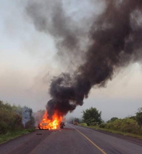 Carro pega fogo e motorista morre após acidente com quatro veículos na BR-158, em Cruz Alta - foto 2