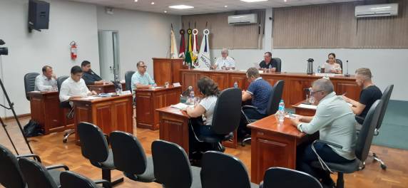 Quarta sessão do ano foi realizada na noite de ontem