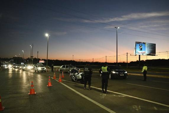 Ex-presidente estava na Flórida desde 30 de dezembro; ele deve sair do aeroporto sem ato público e partir diretamente para sede do PL