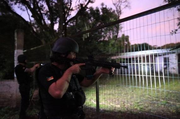 Noventa agentes cumprem mandados de busca e apreensão nesta terça-feira em quatro municípios gaúchos e em cidades de SC, PR e SP