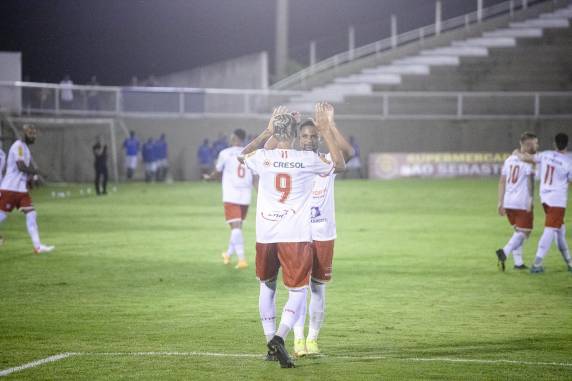 Cresol tem o esporte como uma das frentes para cooperar com a sociedade - foto 2