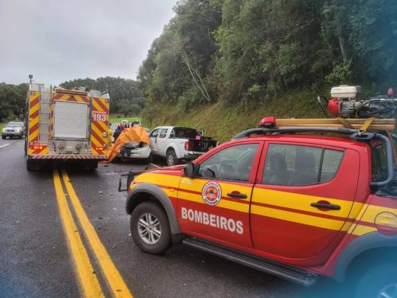 Vítimas tinham 50 e 20 anos e moravam em Concórdia, no Oeste catarinense. Acidente aconteceu em São José do Cerrito.