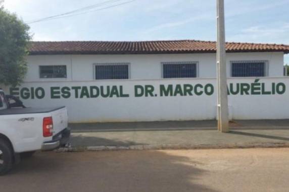 Segundo a Polícia Civil do Estado, aluno de 13 anos teria usado faca para atingir os colegas; ele foi apreendido