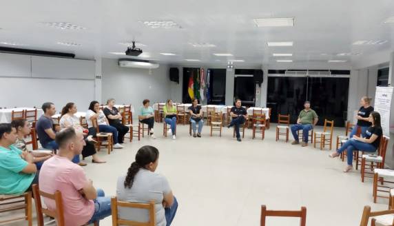 Grupo de pais de alunos e atendidos com TEA realiza primeiro encontro - foto 2